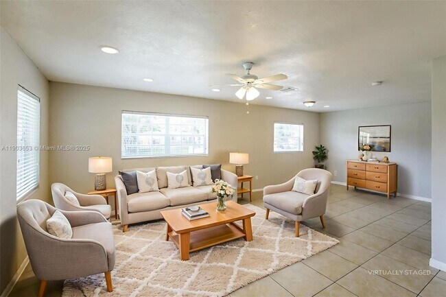 Foto del edificio - 1351 NW 188th Terrace