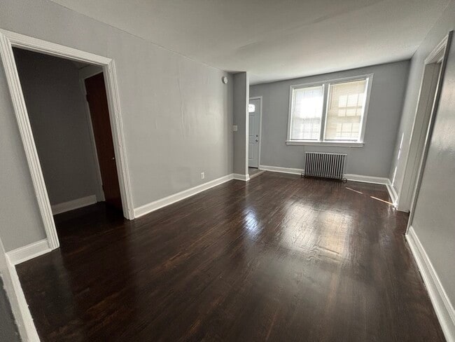 Building Photo - 4 Bedrooms 2 Bathrooms, 21239