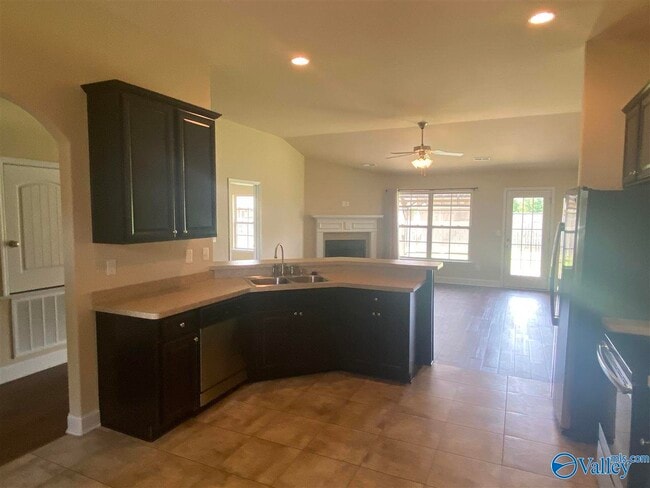 Building Photo - 116 Rein Dance Ln