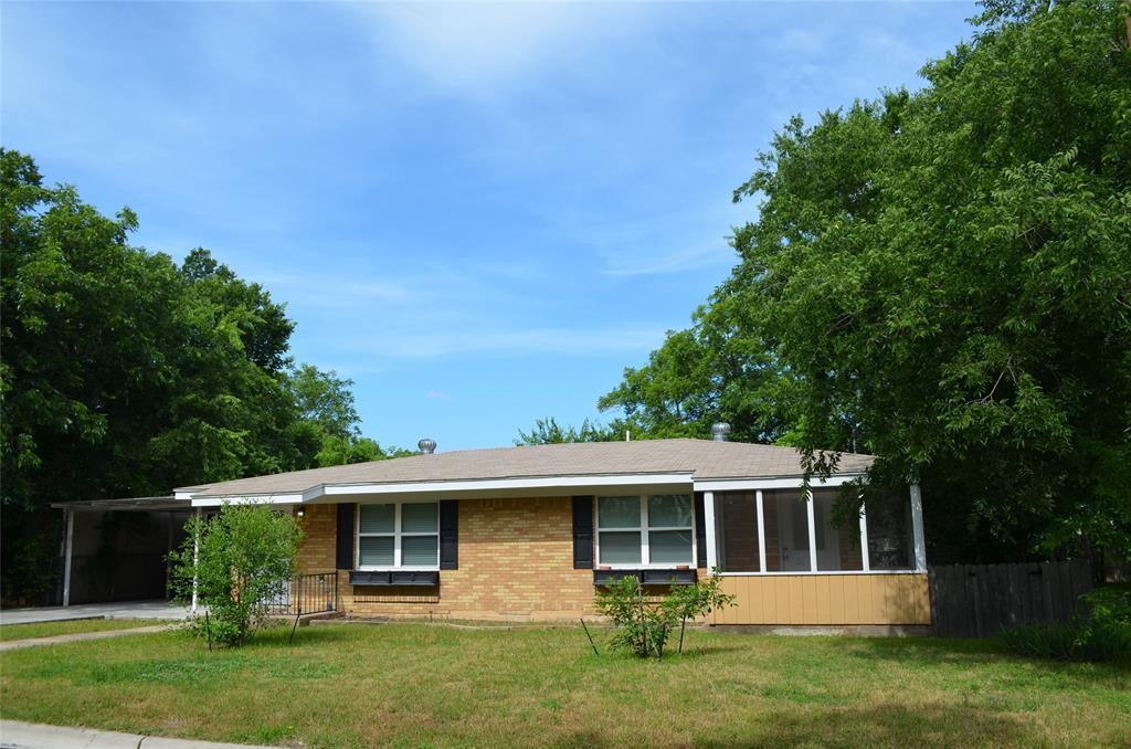 Primary Photo - 504 N Pierce St