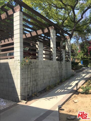 Building Photo - 1620 Cerro Gordo St
