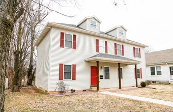 Building Photo - 01-12 :00 AM