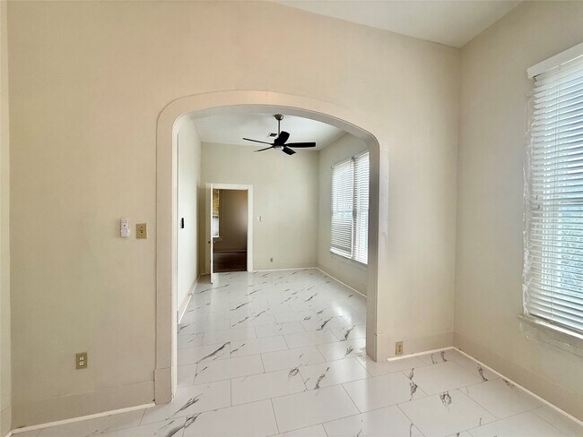 Foto del edificio - 1427 Church St