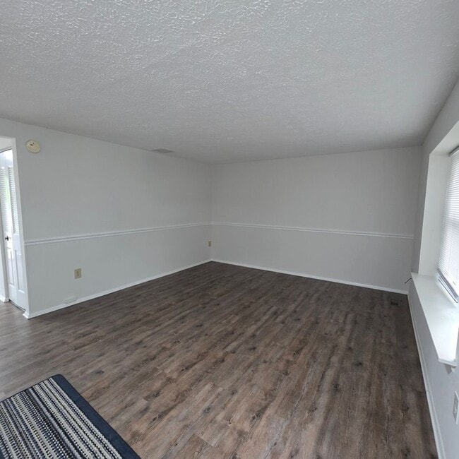 Building Photo - 1758 Springfield Ln