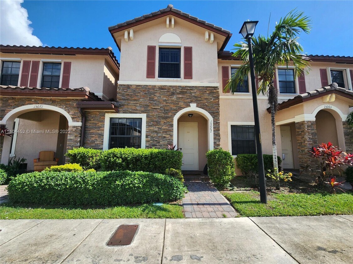 15067 SW 116th St, Miami, FL 33196 Townhome Rentals in Miami FL
