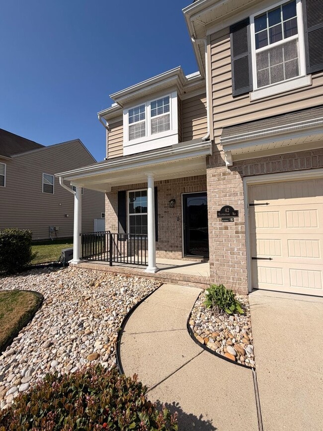 Building Photo - 42 Kilverstone Way