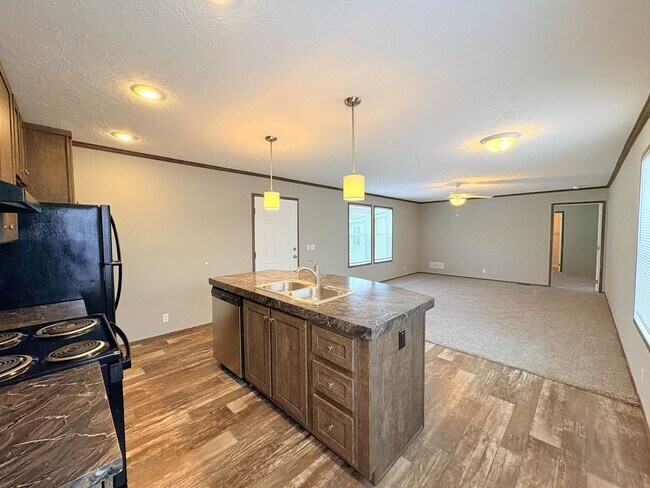 Foto del edificio - 10694 State Rte 762