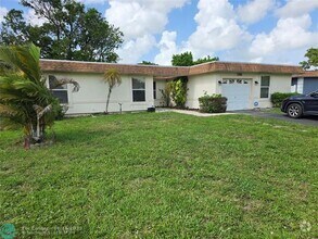 Building Photo - 7816 NW 70th Terrace