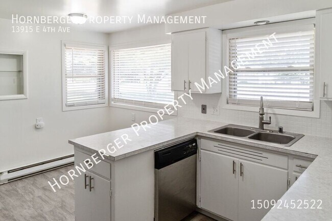 Foto del edificio - 13915 E 4th Ave