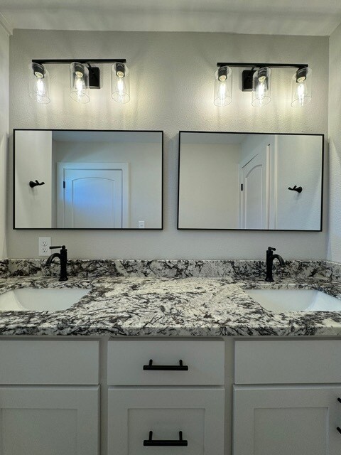 Foto del edificio - 3329 Skyview Dr