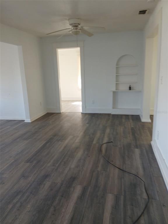Foto del edificio - 342 E Tillman Ave