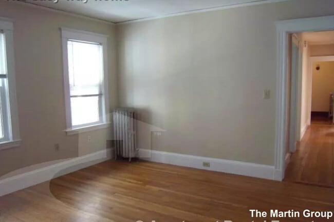 Building Photo - 47 Standish St