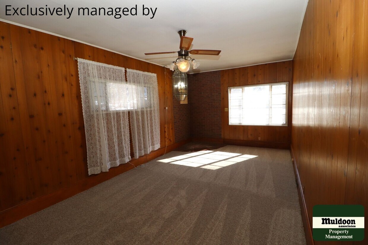 Main Level Living, Close to Ft Carson. 1 ... - Main Level Living, Close to Ft Carson. 1  ...