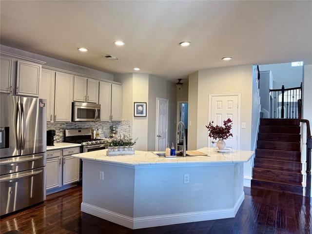 Foto del edificio - 6005 Blue Spruce Ln