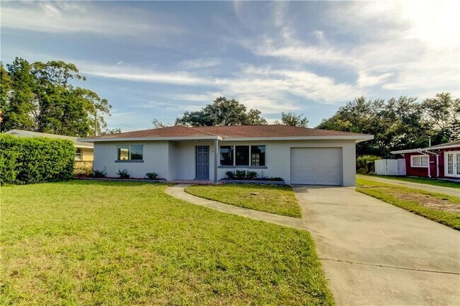 Building Photo - 401 S Orion Ave