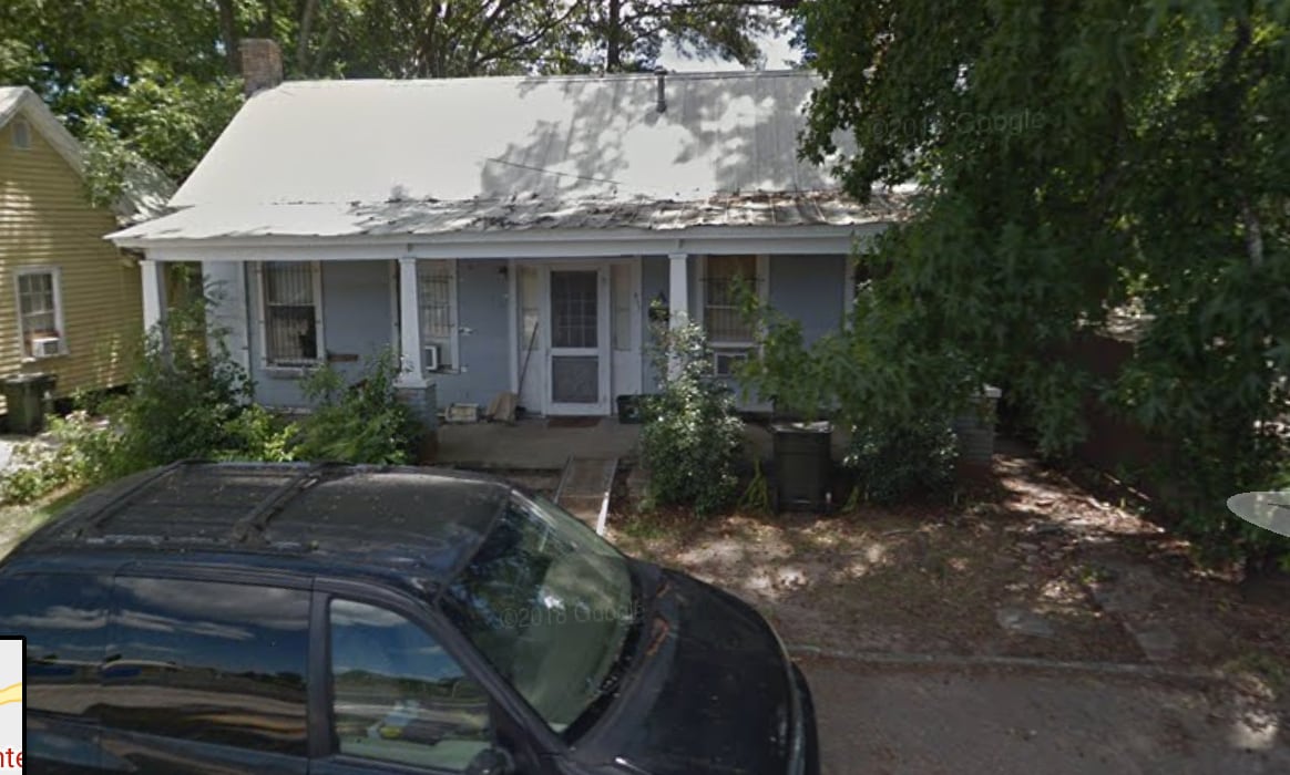 Primary Photo - 537 Center St