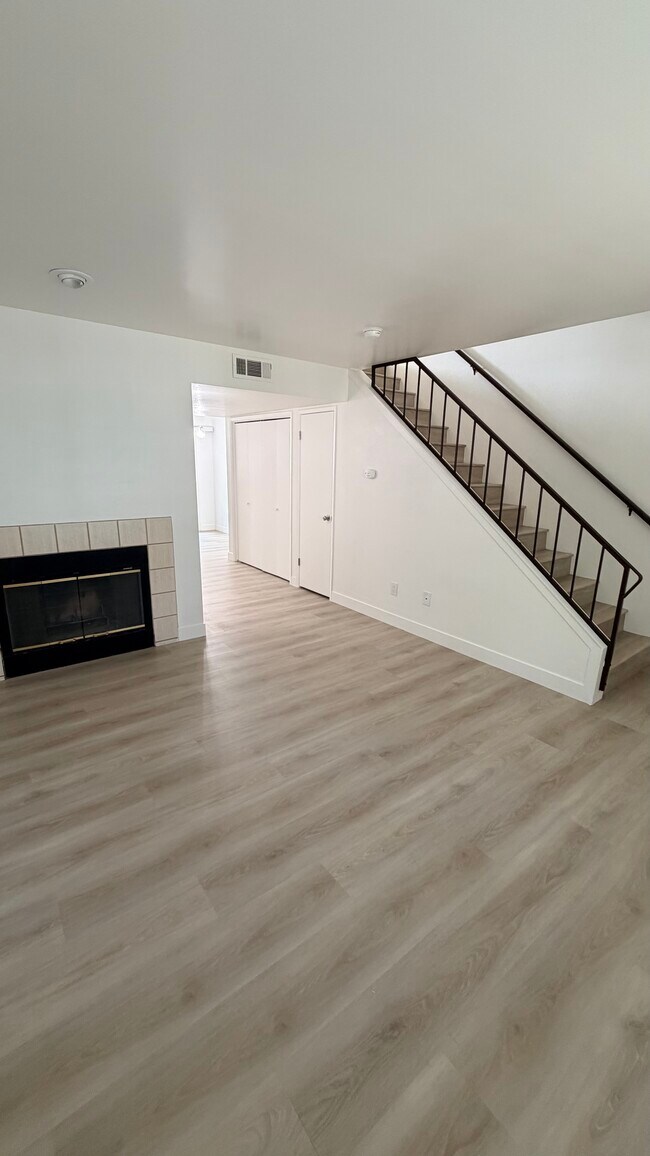 Foto del edificio - 2600 Brookside Dr