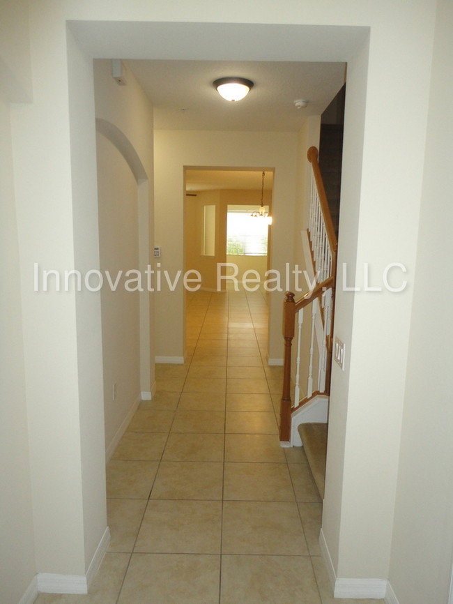Building Photo - 1961 Compass Flower Way