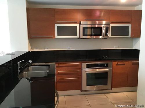 Foto del edificio - 244 Biscayne Blvd