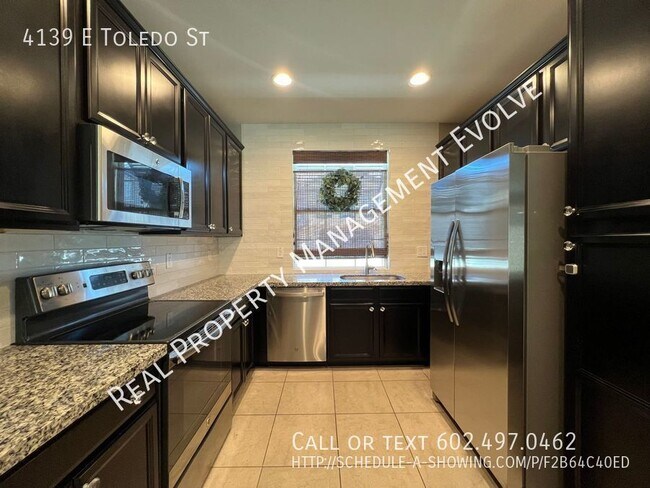 Building Photo - COME TOUR TODAY!