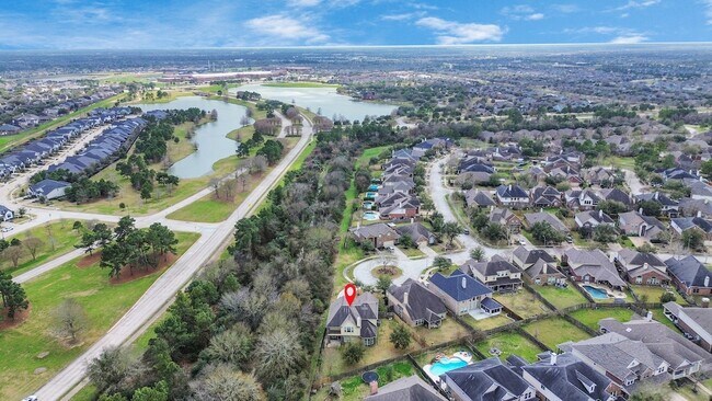 Foto del edificio - 18006 E Williams Bend Dr