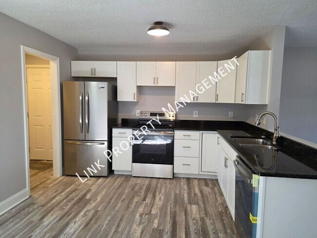 Foto del edificio - 6108 Ramsey Rd