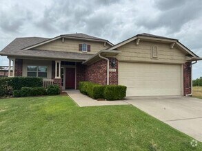 Building Photo - 3512 Frederick Dr