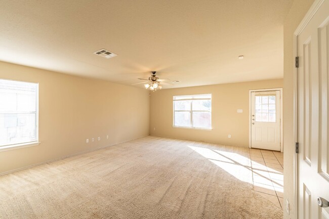 Building Photo - 4919 Celtic Cor