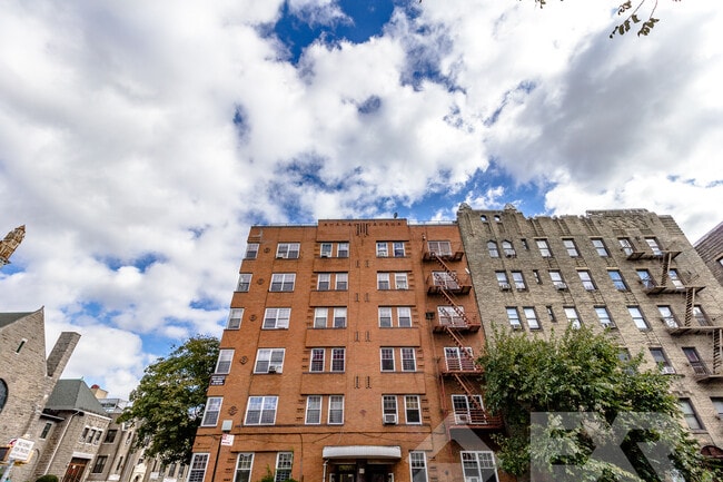 Building Photo - 735 Ocean Ave