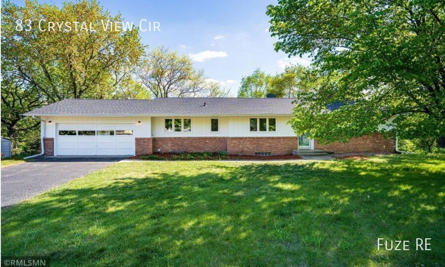 Primary Photo - 83 Crystal View Cir