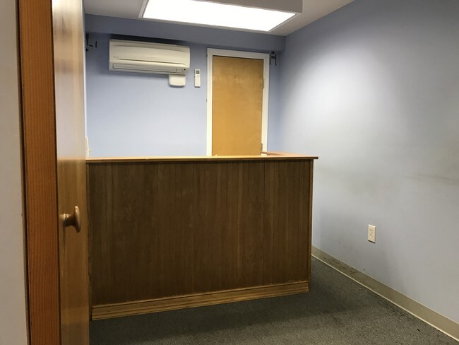 Waiting Area 1 - Asbury