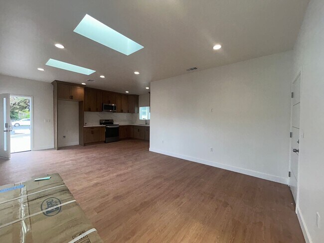 Foto del edificio - Newly Built 3 Bed / 2 Bath House for Rent in Westminster