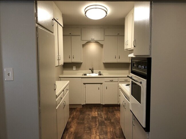 Foto del edificio - 828 D St