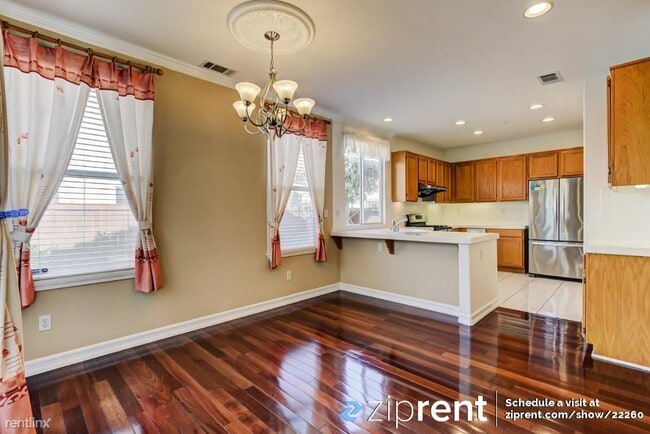 Building Photo - 4 br, 2.5 bath House - 727 Navigator Way, ...