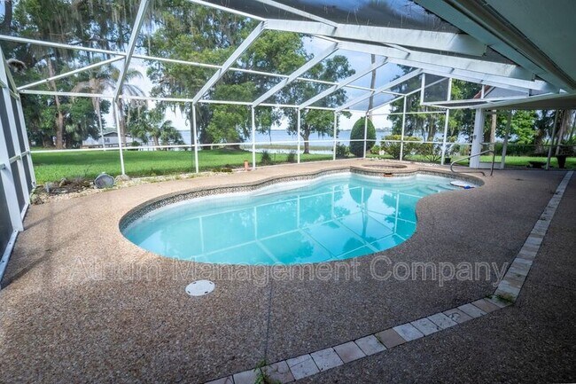 Foto del edificio - 6136 Dora Dr