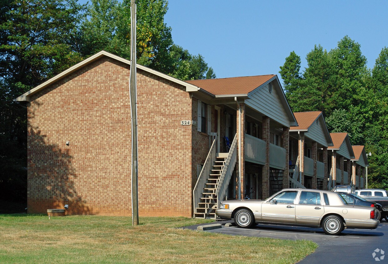 Foto del edificio - Stone Point Apartments