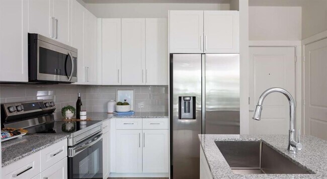 Foto del edificio - 8877 Lakes at 610 Dr