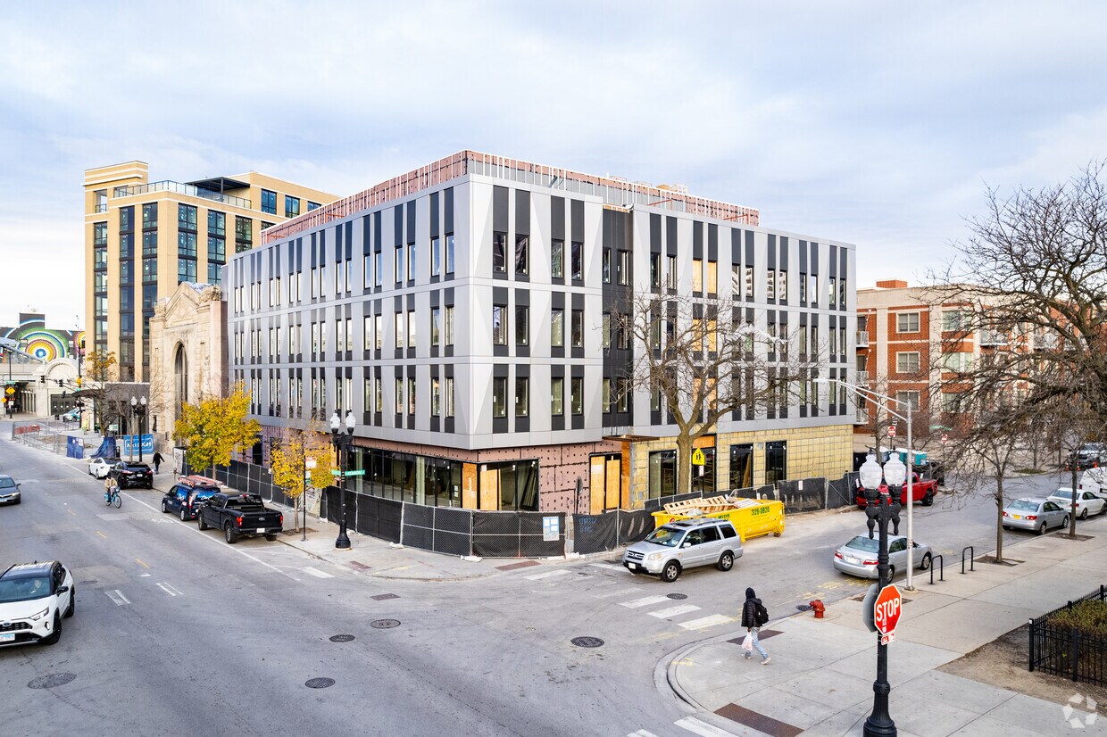 The Wilmore 4600 N Kenmore Ave Chicago, IL