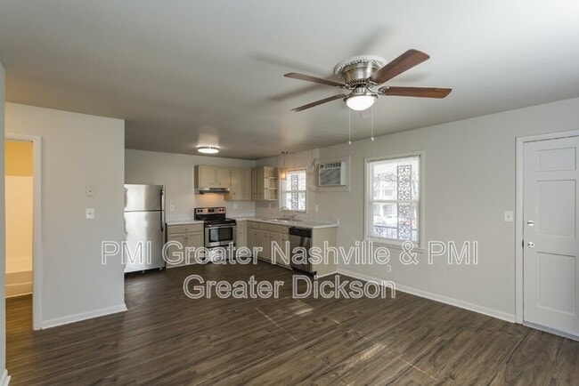 Building Photo - 816 Greenland Dr