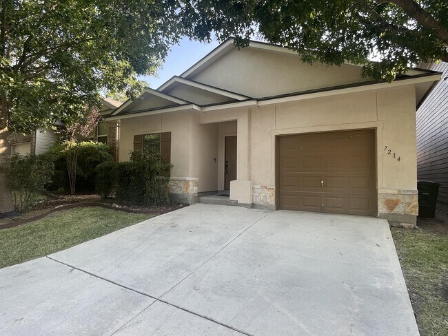 Foto del edificio - 7214 Sunny Day