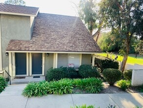 Building Photo - 589 Rio Grande Cir