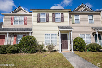 Building Photo - 305 Ashwood Dr