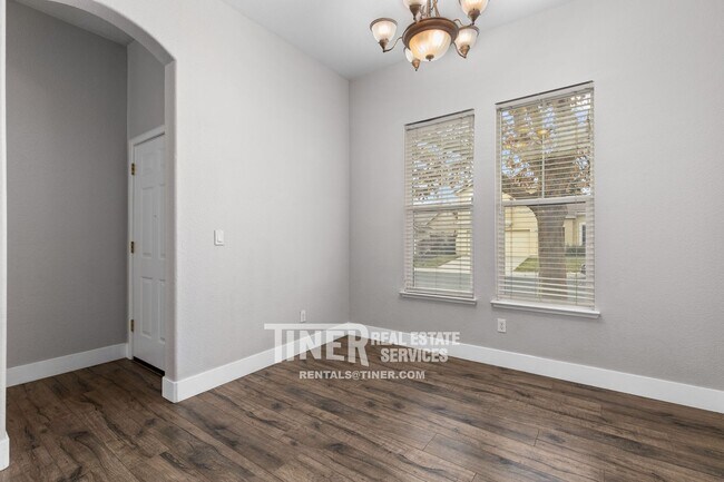 Foto del edificio - 1981 Amber Fields Way