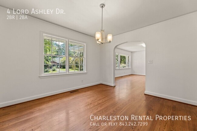 Photo - 4 Lord Ashley Dr House