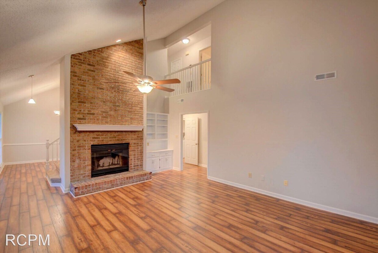 Primary Photo - 3 br, 3 bath House - 139 Leathertree Lane