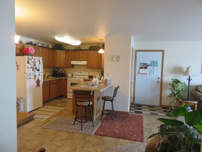Kitchen - 2505 40th Ave SE