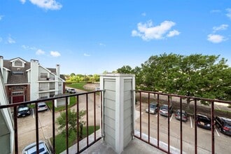Building Photo - 10630 Westbrae Pkwy