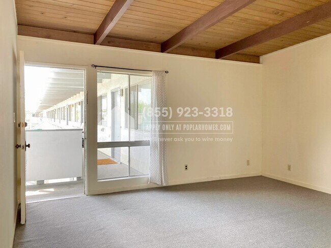 Building Photo - 6501 Donal Ave