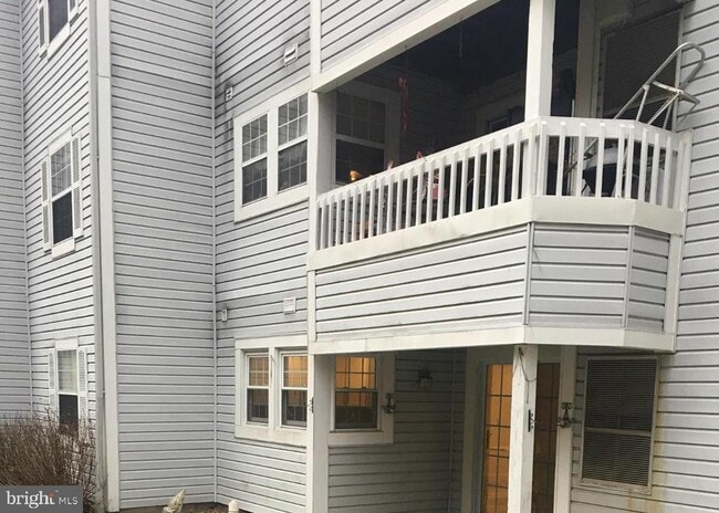 Foto del edificio - 8390 Montgomery Run Rd