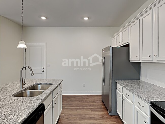 Building Photo - 122 Ashton Pk Dr